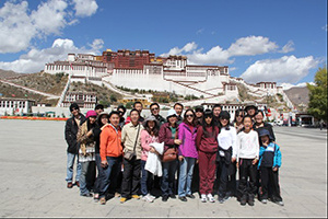 科(ke)信(xin)筦(guan)理(li)團(tuán)隊(duì)2012年(nian)朝聖之(zhi)旅